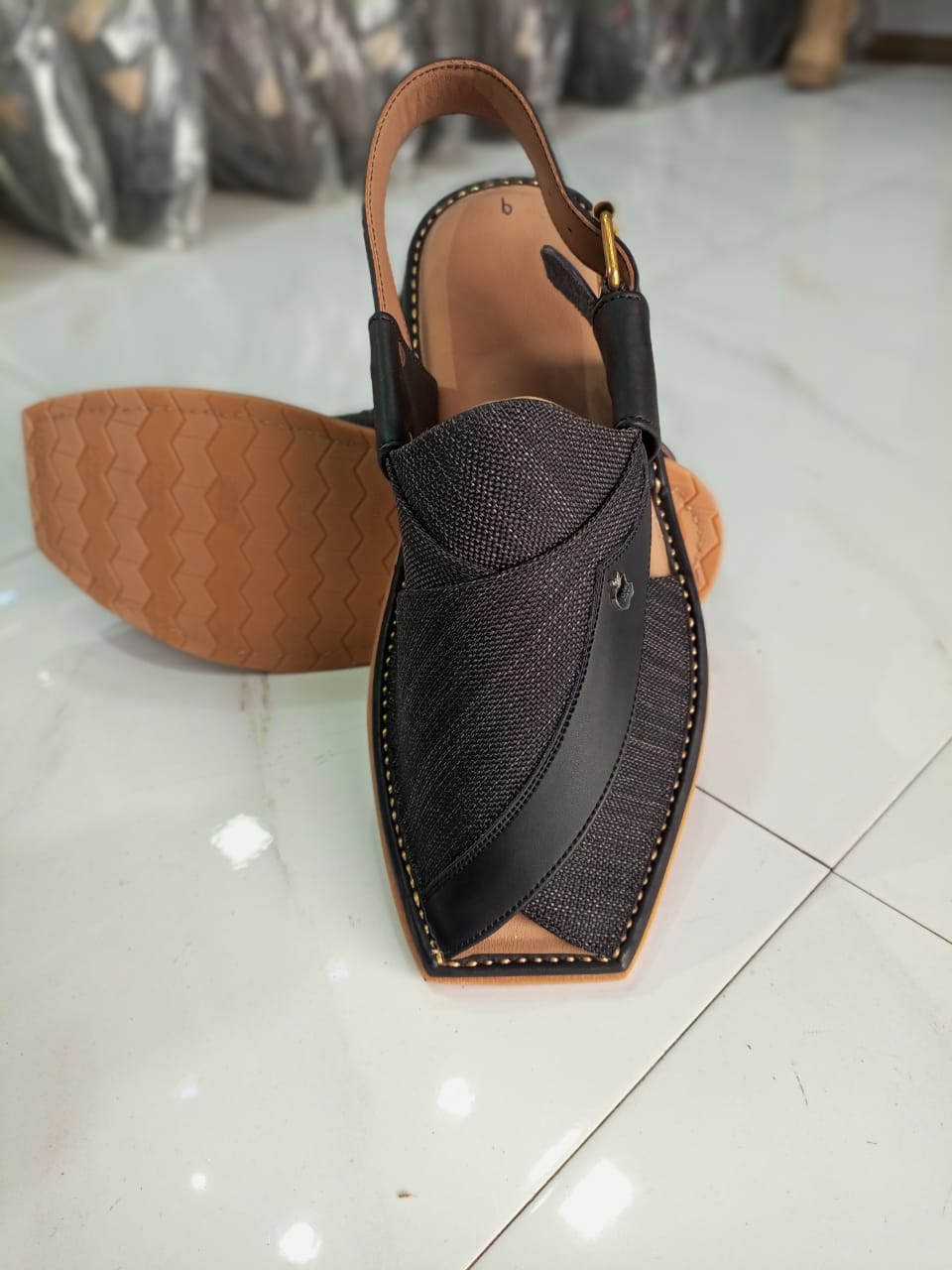 Peshawar Zalmi Fabric Chappals gray colour with imported very soft sole and beautiful imported fabric is used. Each design of Happy Face footwear give extra look.
ThApple Peshawar Zalmi Fabric ChappalsSell MartSell MartApple Peshawar Zalmi