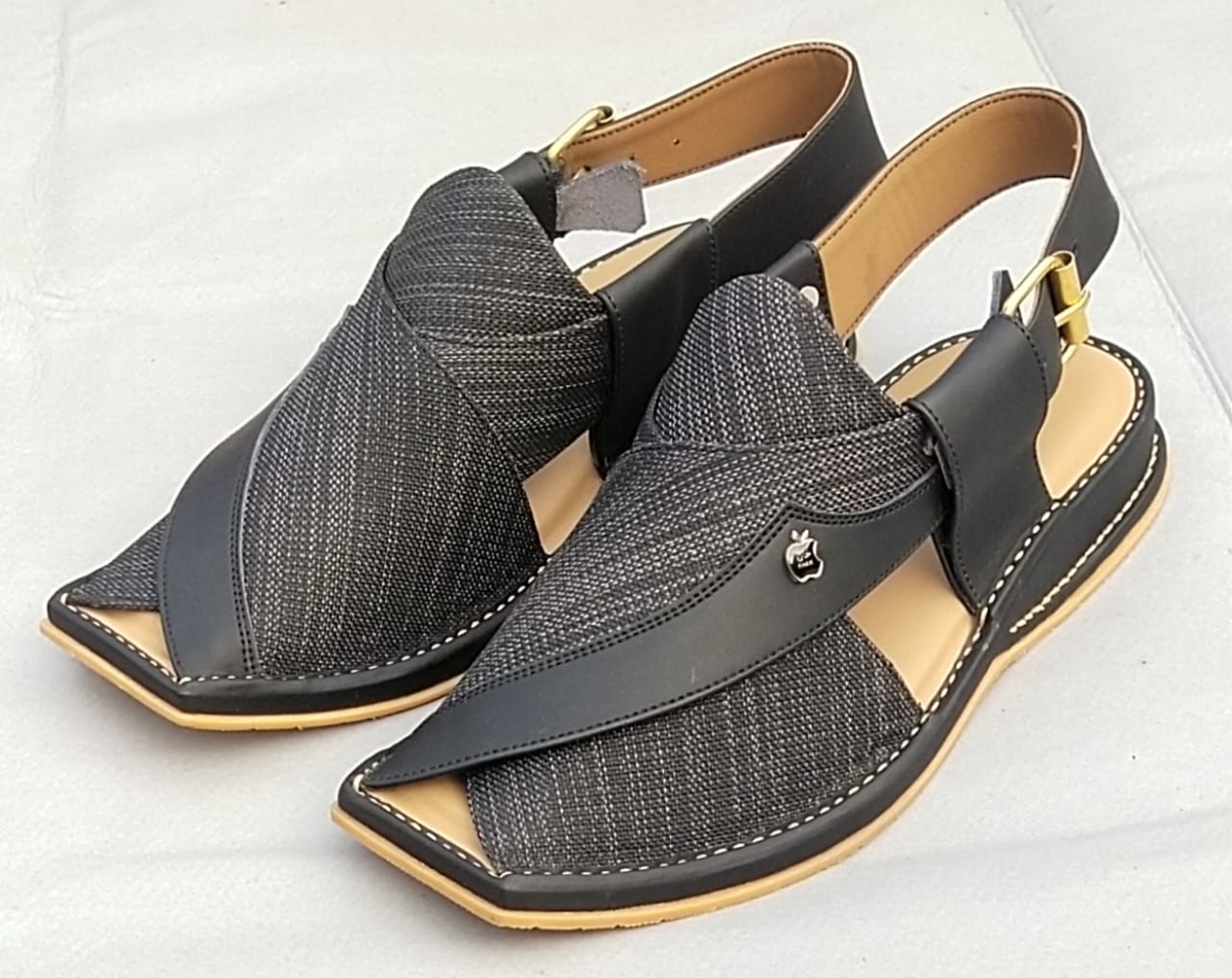 Peshawar Zalmi Fabric Chappals gray colour with imported very soft sole and beautiful imported fabric is used. Each design of Happy Face footwear give extra look.
ThApple Peshawar Zalmi Fabric ChappalsSell MartSell MartApple Peshawar Zalmi