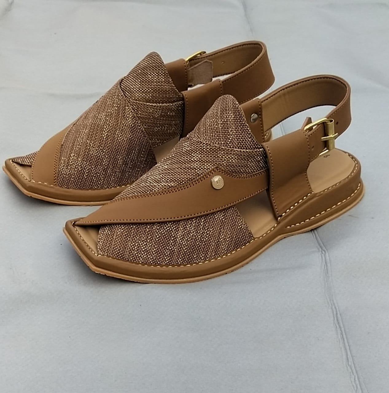 Peshawar Zalmi Fabric Chappals gray colour with imported very soft sole and beautiful imported fabric is used. Each design of Happy Face footwear give extra look.
ThApple Peshawar Zalmi Fabric ChappalsSell MartSell MartApple Peshawar Zalmi