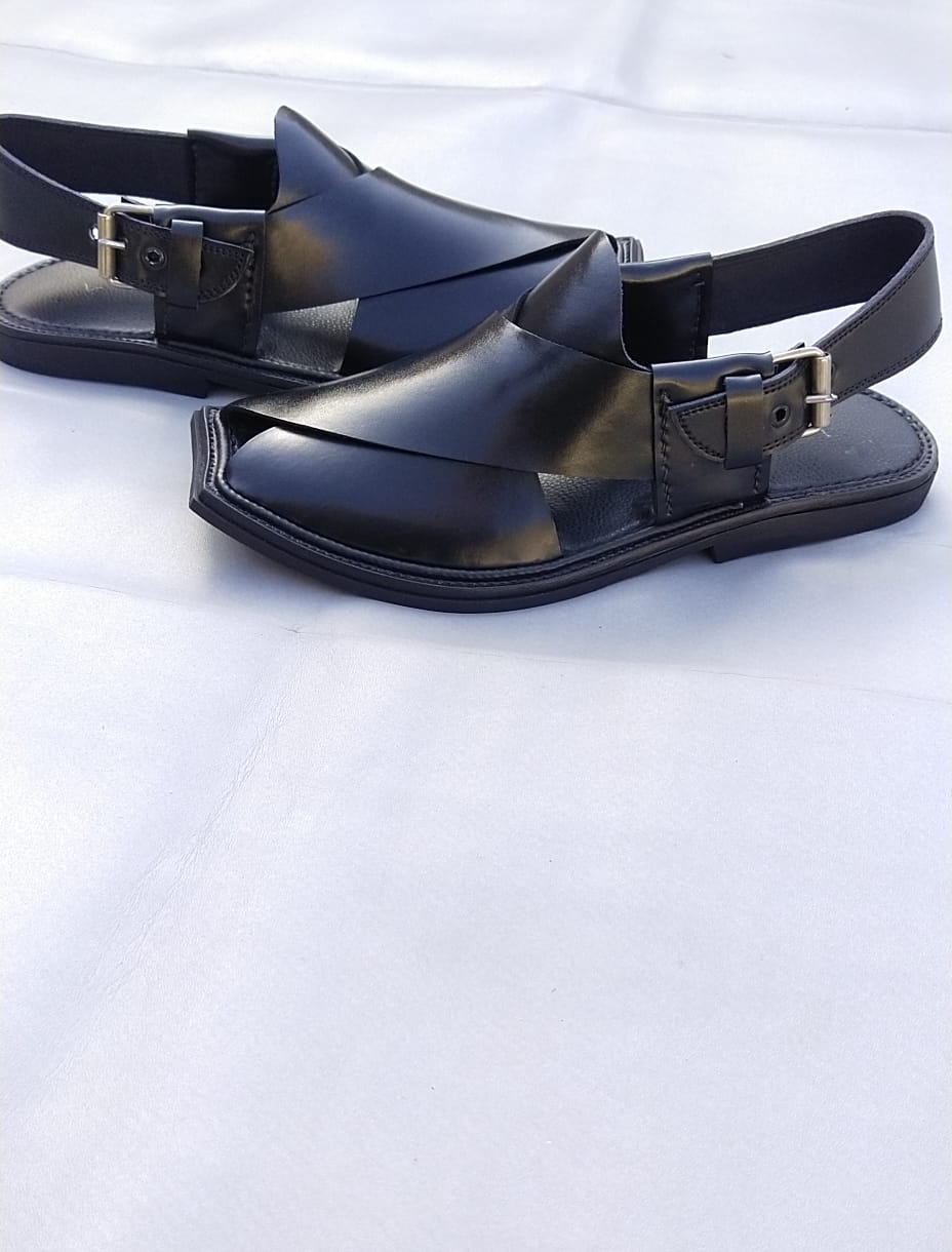First Class T Gol Famous Chappal