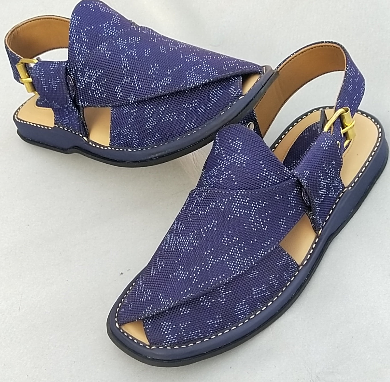 Key features of Gogo chappals include:
Material: Gogo chappals are typically made from lightweight plastic or rubber materials, making them easy to wear and comforGOGO Fabric ChappalSell MartSell MartGOGO Fabric Chappal