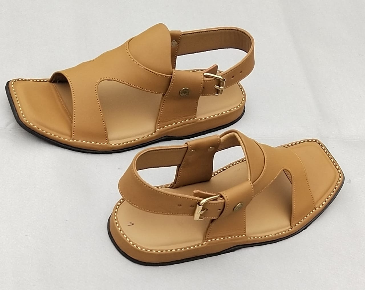 Products Features
The Panjadar Peshawari Chappal is a traditional footwear style originating from the city of Peshawar in Pakistan.Β Each design of Bishoa footwear giZalmi Panjidar ChappalSell MartSell MartZalmi Panjidar Chappal
