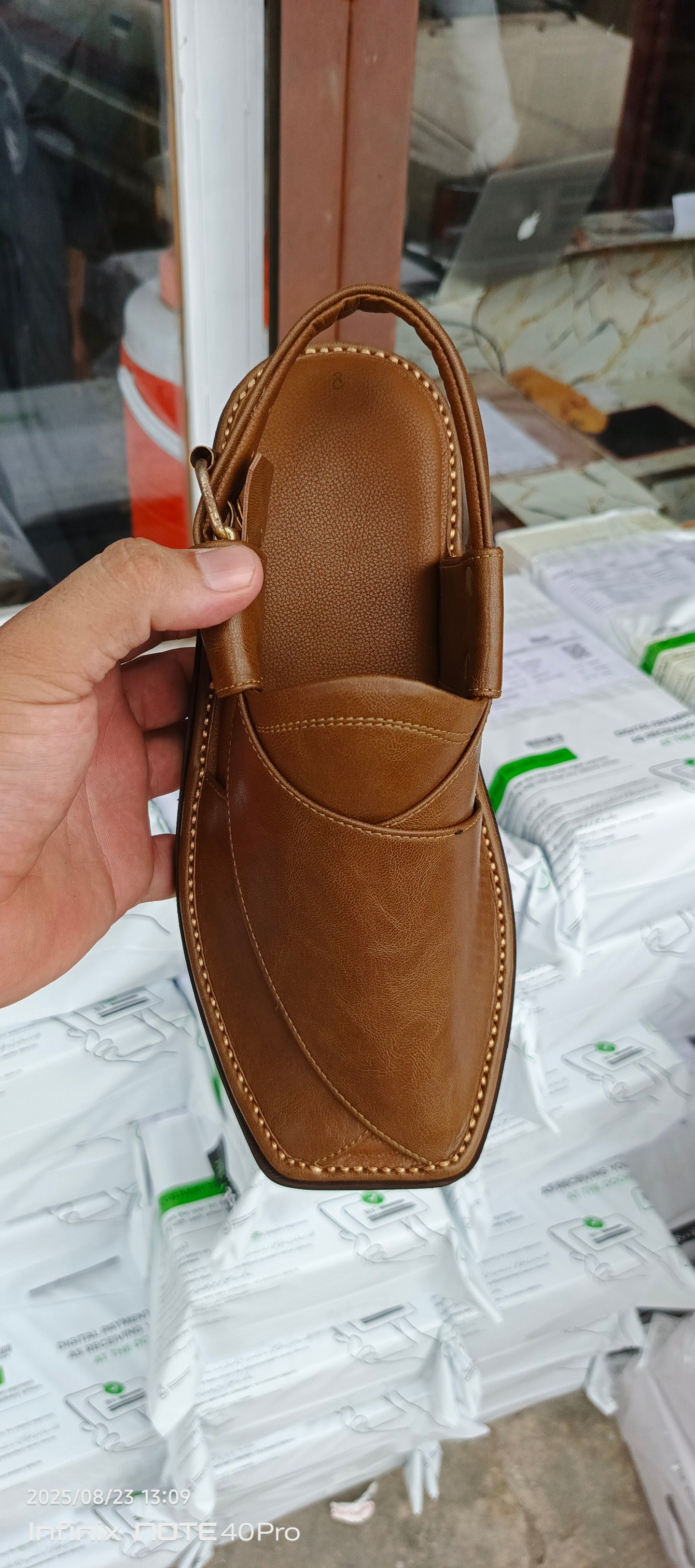 NEW DESIGN GOGO CHAPPAL