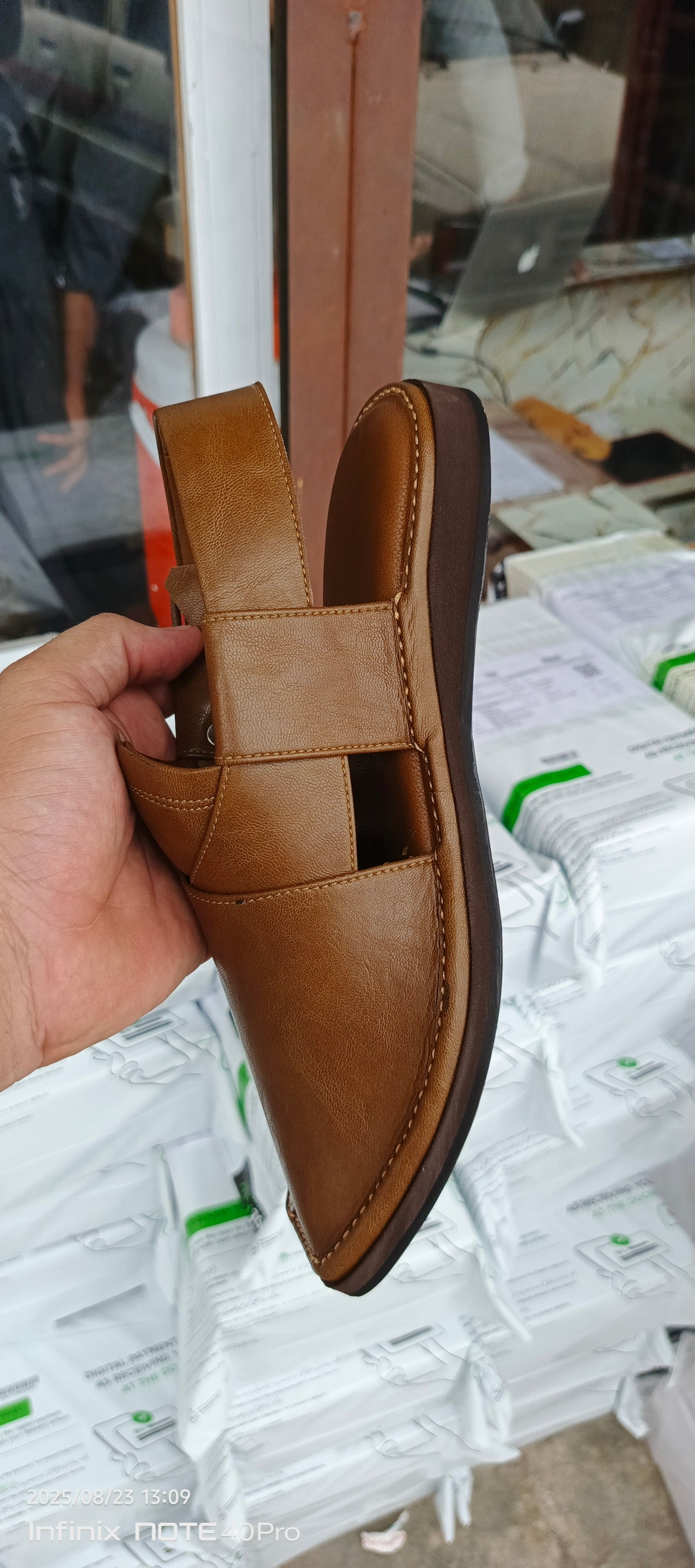 NEW DESIGN GOGO CHAPPAL