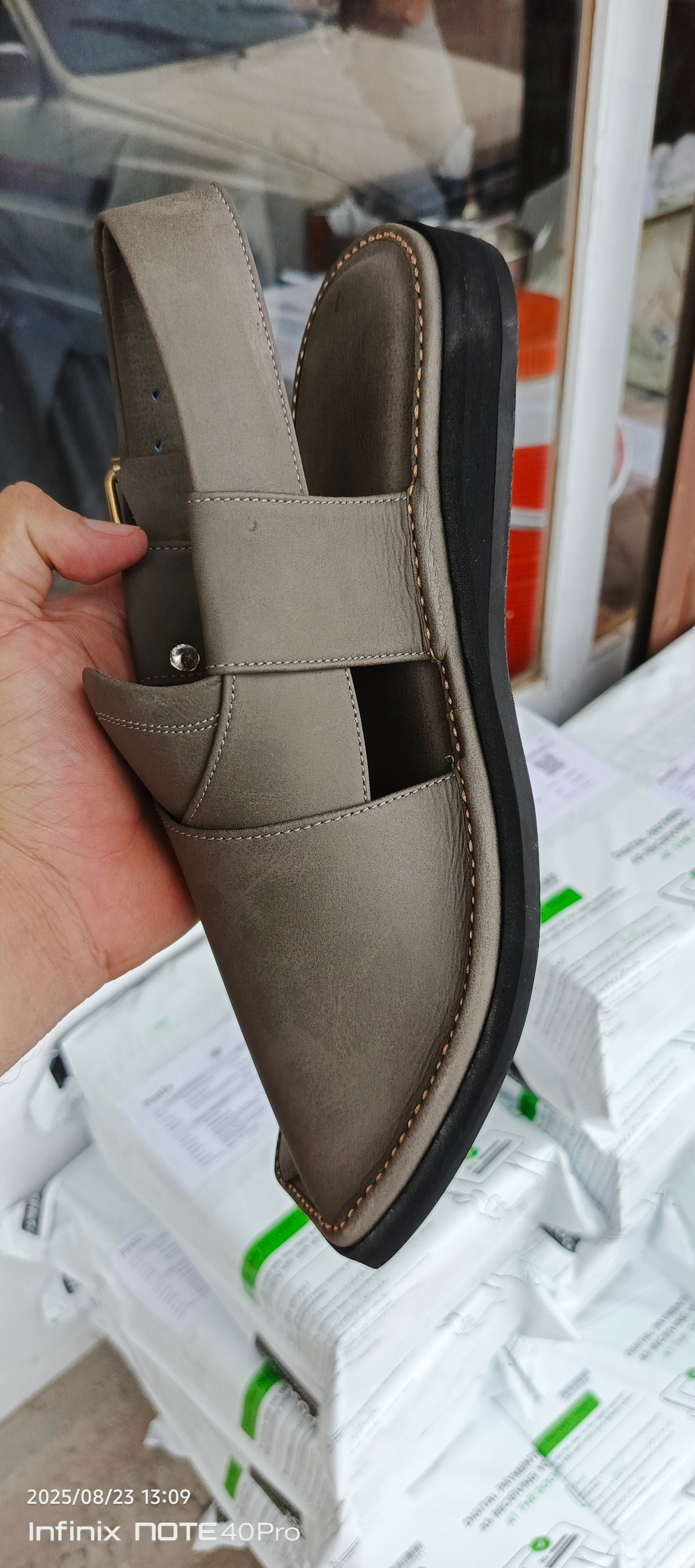 NEW DESIGN GOGO CHAPPAL