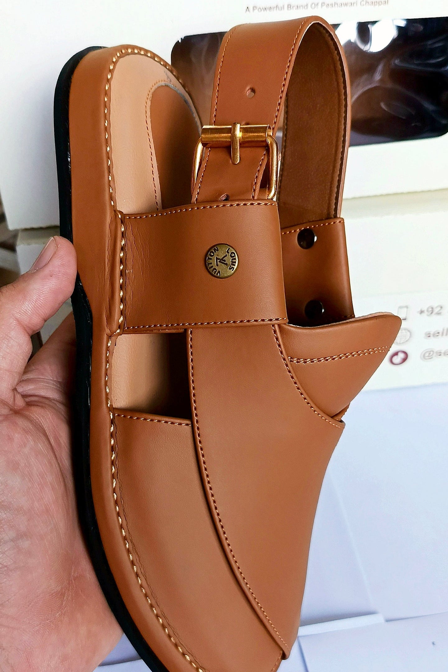 Gogo Leather& Fabric Chappal